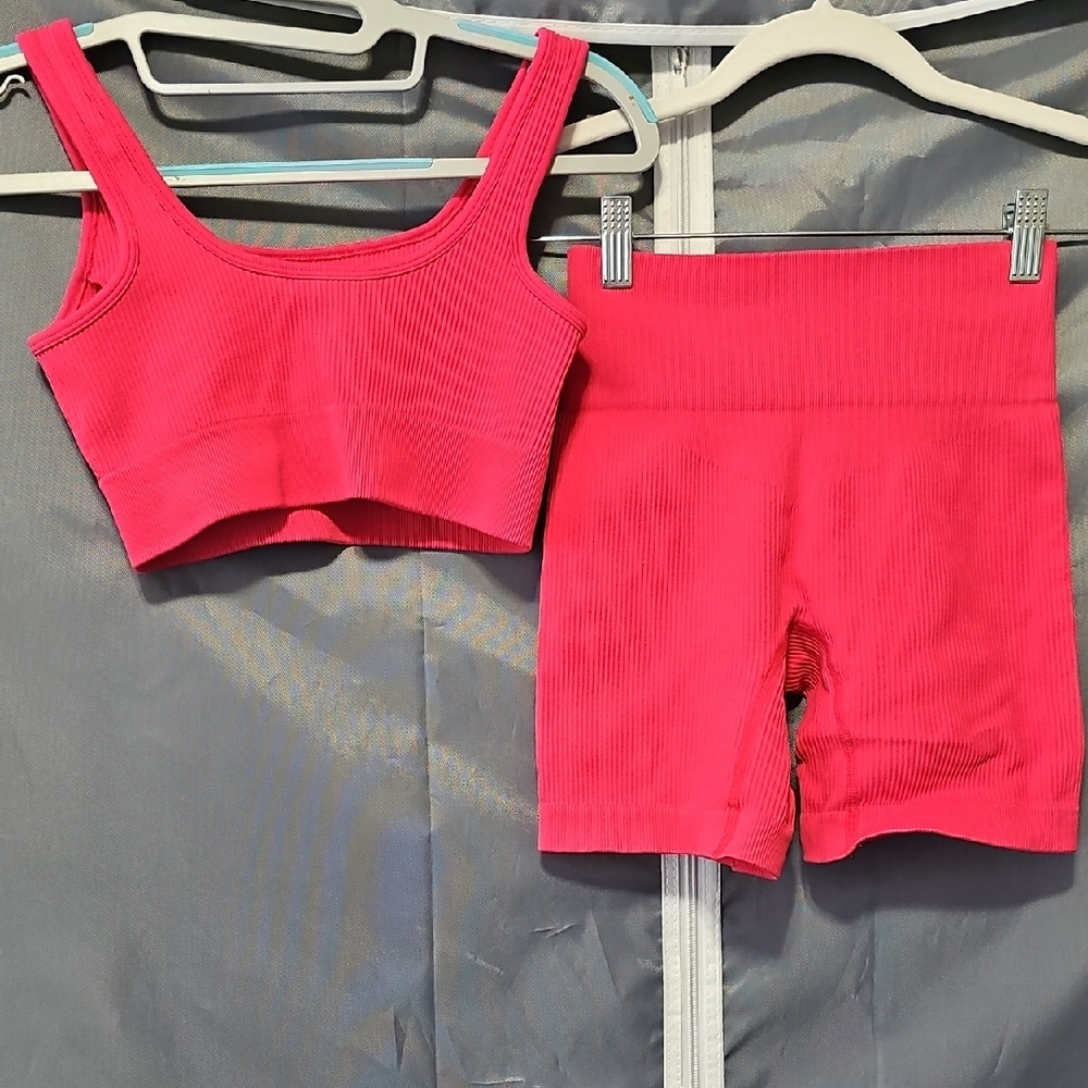 Women's Athletic Shorts and Top Set - Pink
